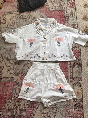 White Embroidered Two-Piece Cotton Set with Pink Flowers